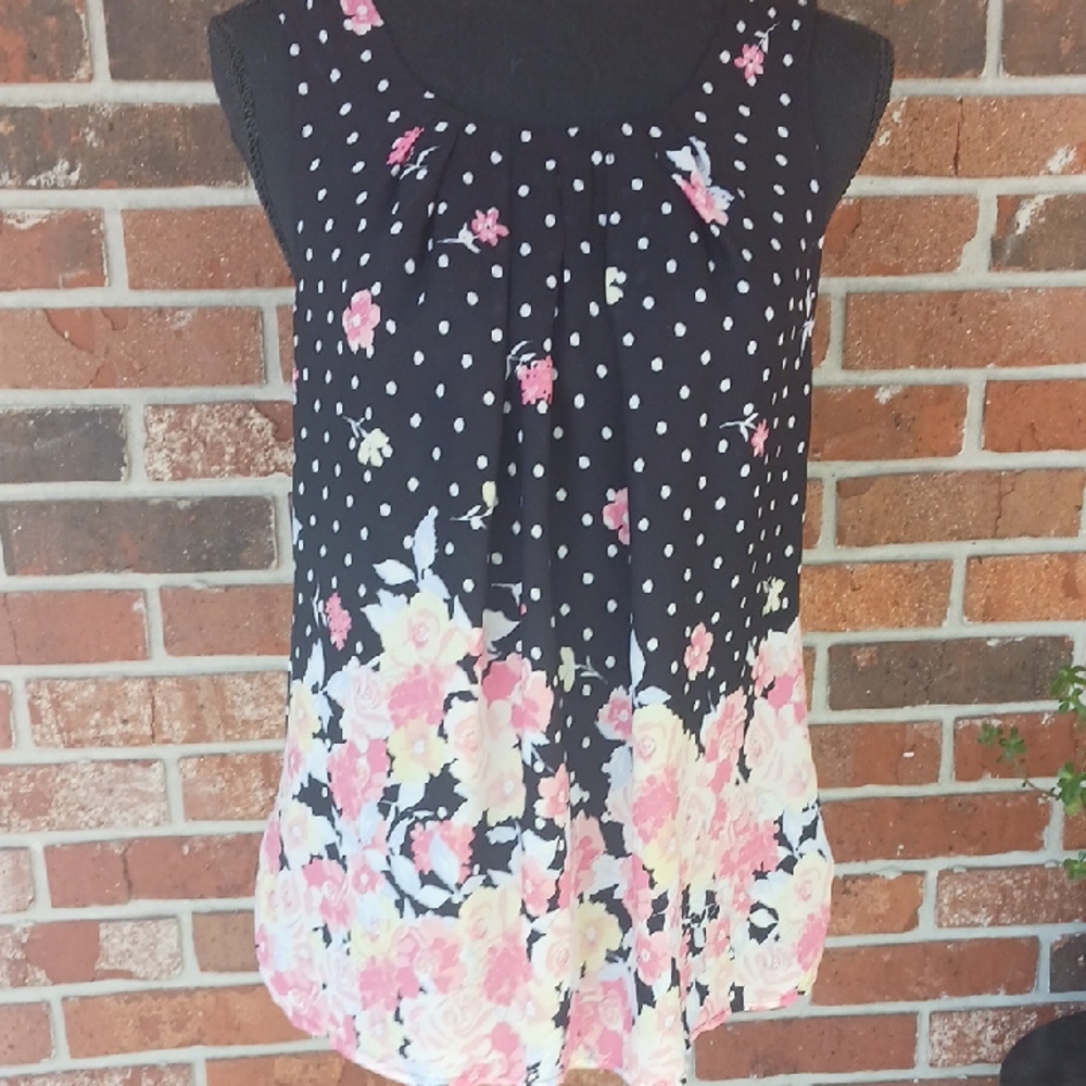 SPECIAL 2/$25 ELLE Sleeveless Top - Black and Pink